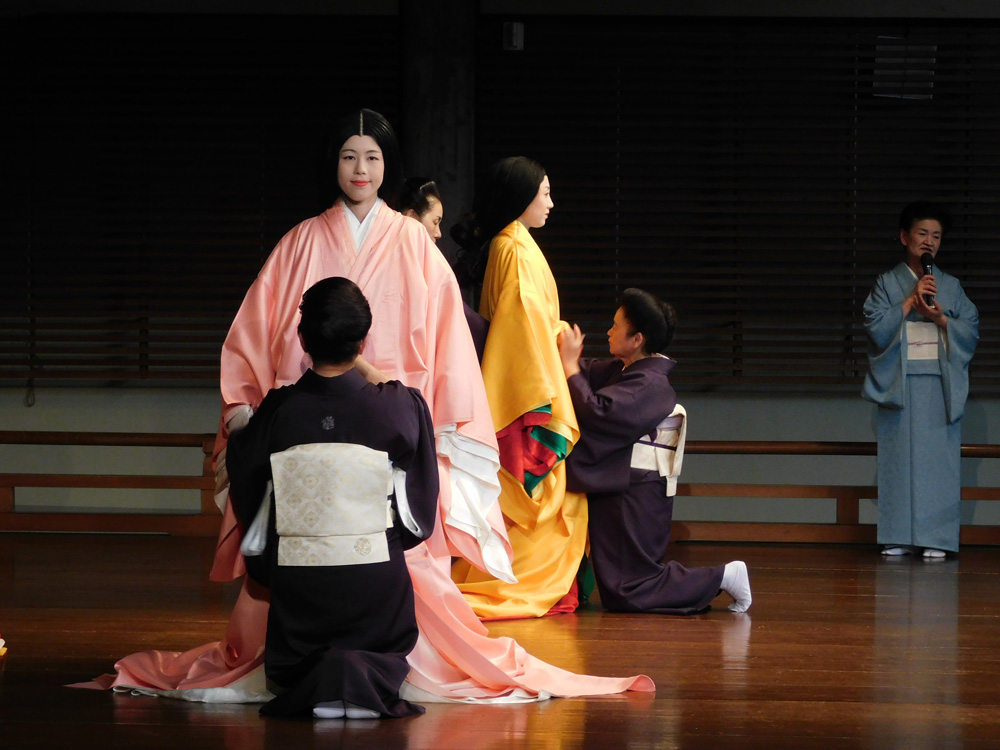 慶祝令和元年《女性文化講座 開講》～斎王群行から学ぶ平安の装束～