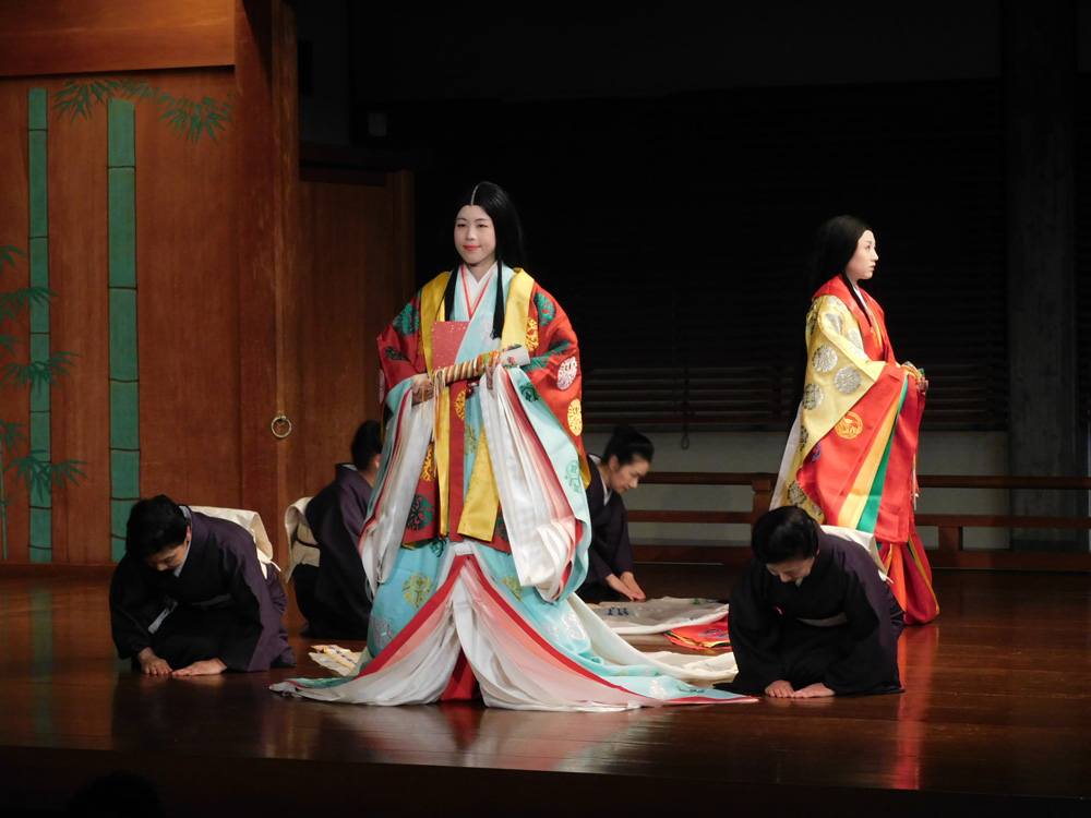 慶祝令和元年《女性文化講座 開講》～斎王群行から学ぶ平安の装束～