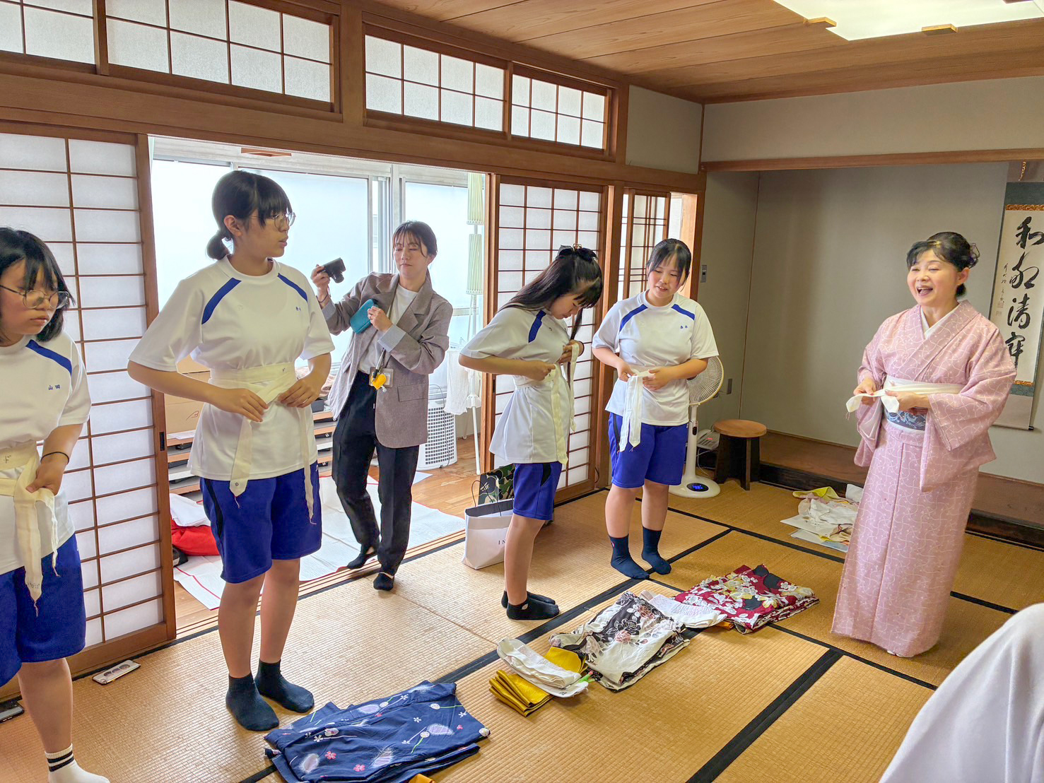 三重県立亀山高校 ゆかた講習会 開催