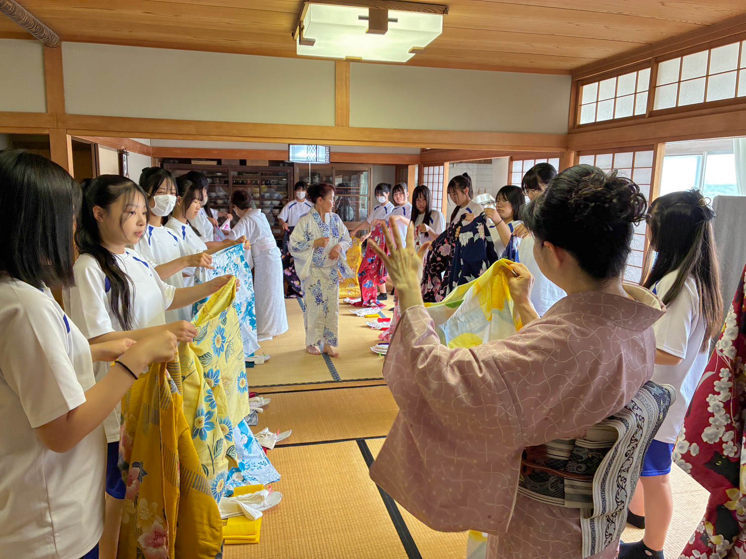 三重県立亀山高校 ゆかた講習会 開催