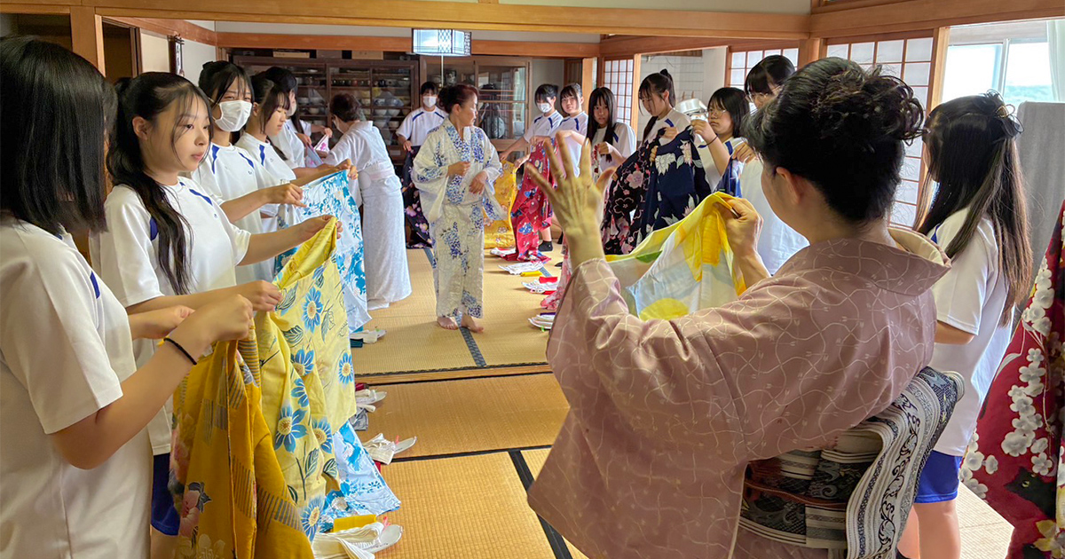 三重県立亀山高校 ゆかた講習会 開催