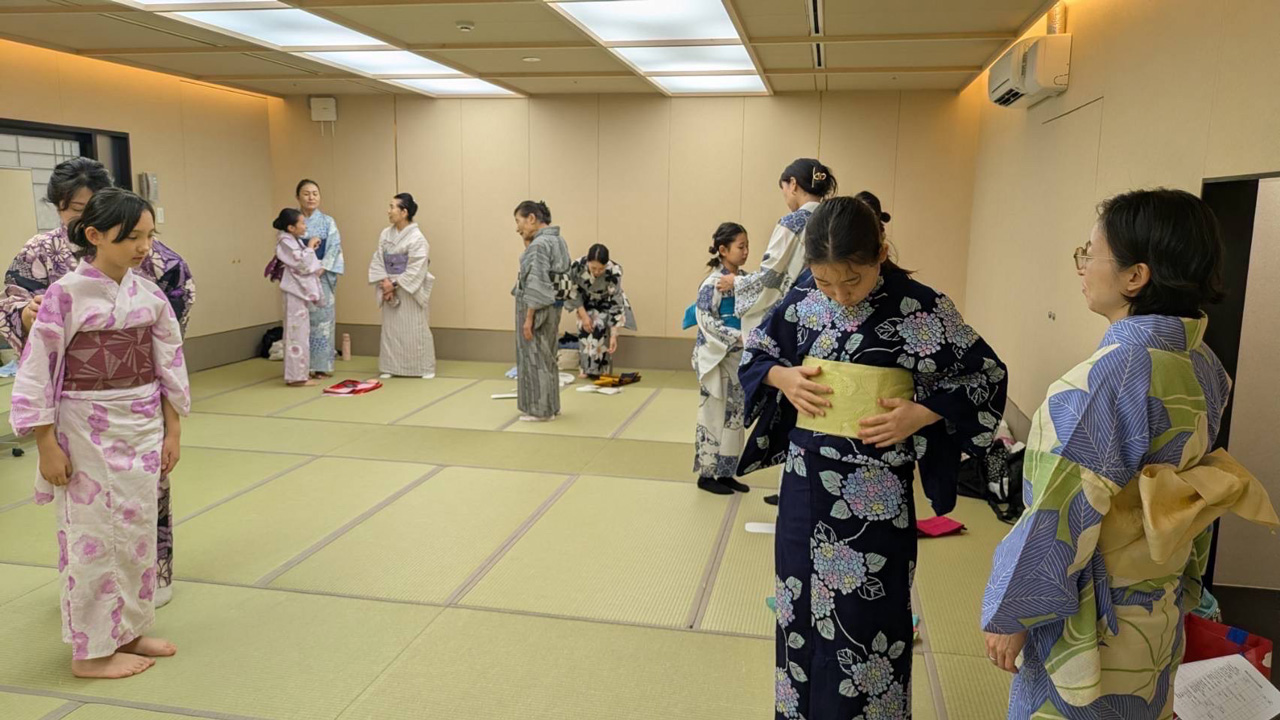 文化庁事業　大田区親子ゆかた文化教室　羽田きもの文化ステーションへお出かけ