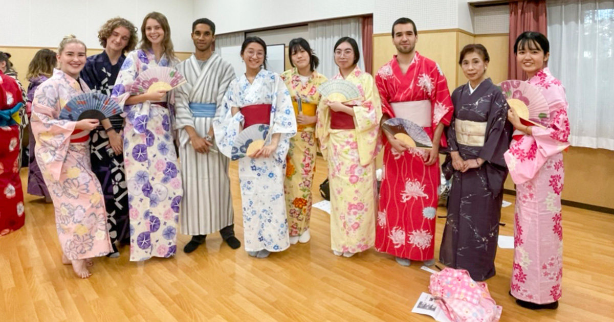 お茶の水女子大学サマープログラム《 留学生向けゆかた着付け教室 開催！》